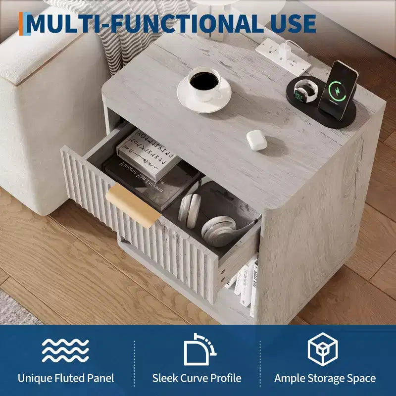 Comodini Scanalati Set da 2, Tavolini da Notte Stile Farmhouse con Stazione di Ricarica e 1 Cassetto Contenitore (Moderno di Metà Secolo)